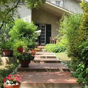 https://la-casa-nel-bosco.emilia-romagnahotels.net