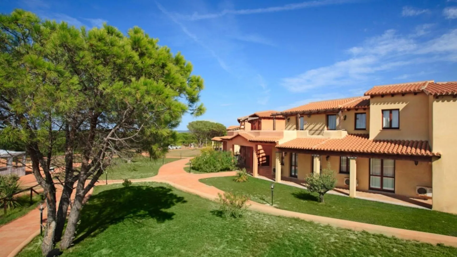Residence Pierre & Vacances Vignola Mare Apartahotel