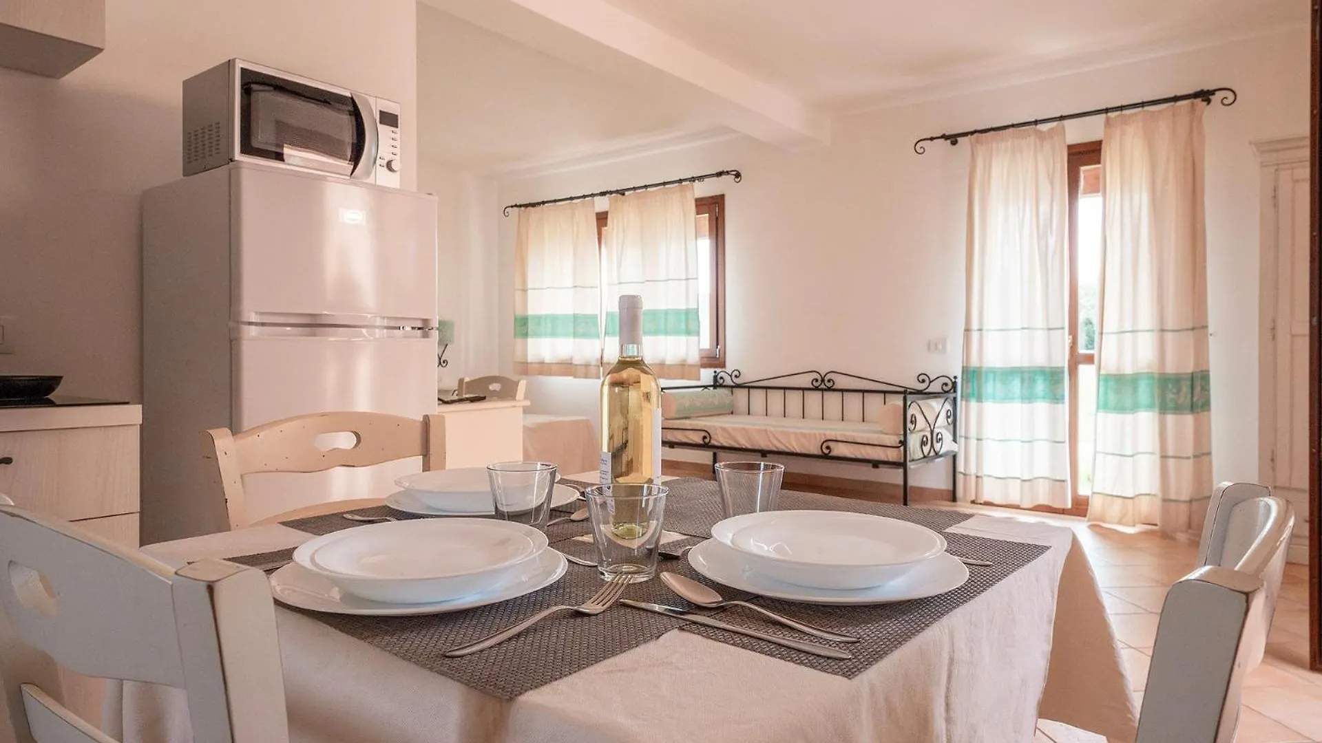 Residence Pierre & Vacances Vignola Mare Apartahotel